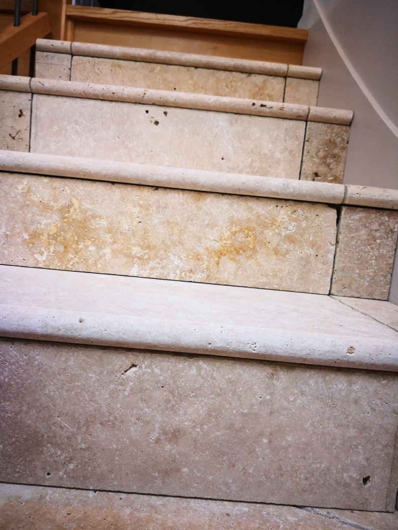 Pose de carrelage et dallage près de Bressols