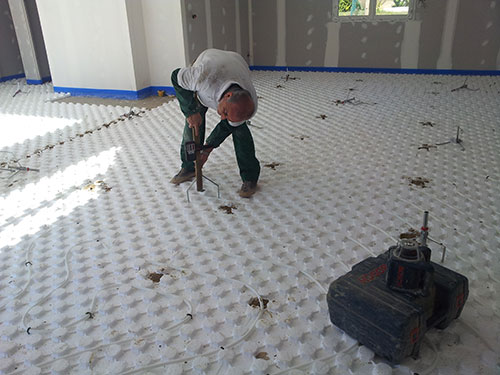 pose-de-chape-liquide-et-fluide-pres-de-caussade-sarl-rubis-2-