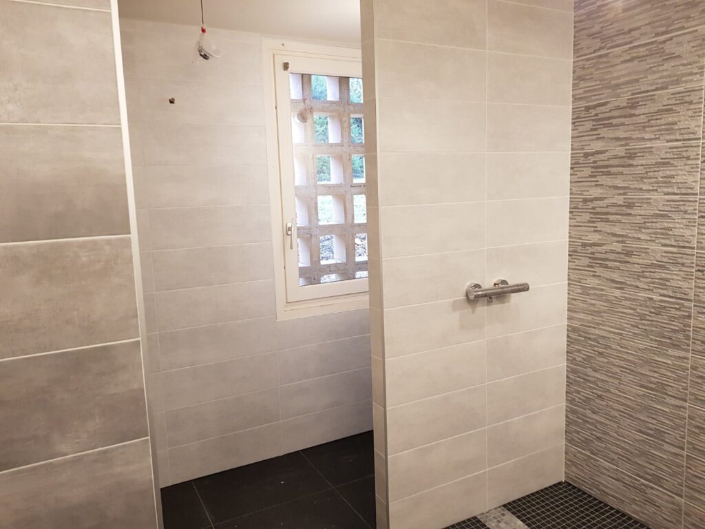 renovation-de-salle-de-bain-pres-de-montauban-sarl-rubis-10-